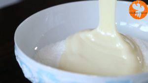 Đam Mê Ẩm Thực Cho-dừa-nạo-sữa-đặc-vào-bát-và-trộn-đều2-300x169  