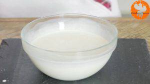 Đam Mê Ẩm Thực Cho-kem-Whipping-sữa-chua-không-đường-vào-bát-và-trộn-đều4-300x169  
