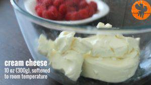 Đam Mê Ẩm Thực Cho-kem-cheese-đường-bột-chiết-suất-vani-vào-bát-và-đánh-đều-300x169  
