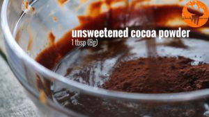 Đam Mê Ẩm Thực Thêm-bột-cacao-bột-hạt-hạnh-nhân-và-trộn-cho-đến-khi-quyện-đều-300x169  