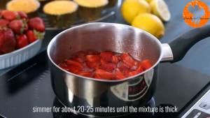 Đam Mê Ẩm Thực Cho-quả-dâu-tây-đã-thái-lát-đường-kính-bột-ngô-nước-ép-chanh-vào-nồi-đun-20-25-phút-cho-đến-khi-hỗn-hợp-sánh-mịn-8  
