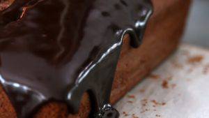 Đam Mê Ẩm Thực Thêm-lớp-phủ-Chocolate-ở-bát-riêng-bước-1-và-chia-bánh-thành-từng-miếng-nhỏ3-300x169  