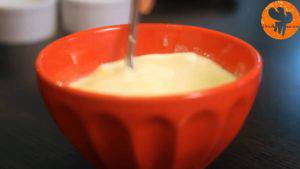 Đam Mê Ẩm Thực Thêm-sữa-chua-không-đường-sữa-tươi-không-đường-bơ-đã-làm-tan-chảy-và-khuấy-đều.jpg3_-300x169  