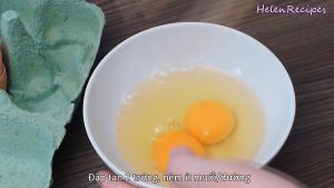 Đam Mê Ẩm Thực p-2-quả-trứng-vào-bát-và-đánh-mịn  