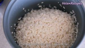 Đam Mê Ẩm Thực 2-cup-gạo-nếp-vo-sạch-và-ngâm-nước-trong-1-giờ-rồi-để-ráo-nước  