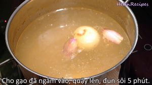 Đam Mê Ẩm Thực Thêm-gạo-đã-ngâm-vào-quấy-đều-và-đun-sôi-5-phút2  