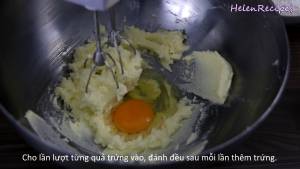 Đam Mê Ẩm Thực Thêm-lần-lượt-từng-quả-trứng-và-đánh-đều-dammeamthuc.com_  