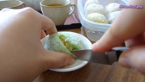 Đam Mê Ẩm Thực Cho-Bánh-lăn-ra-Vụn-Dừa-khô5-dammeamthuc.com_  